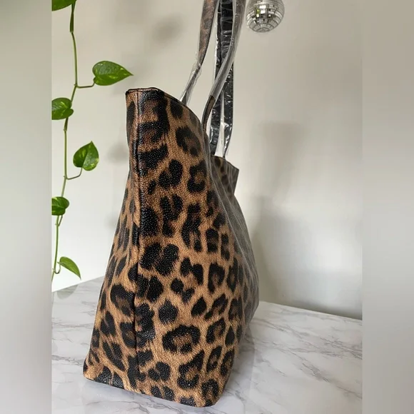 Chico’s Leopard Print Tote - Picture 5 of 10
